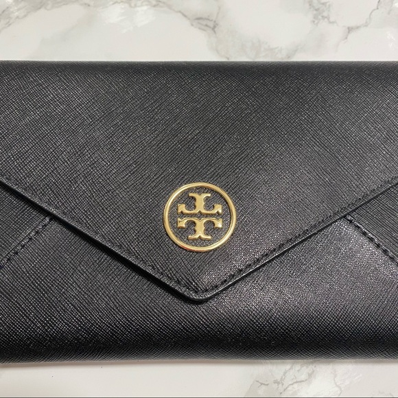 Tory Burch Robinson Wristlet - Picture 2 of 13